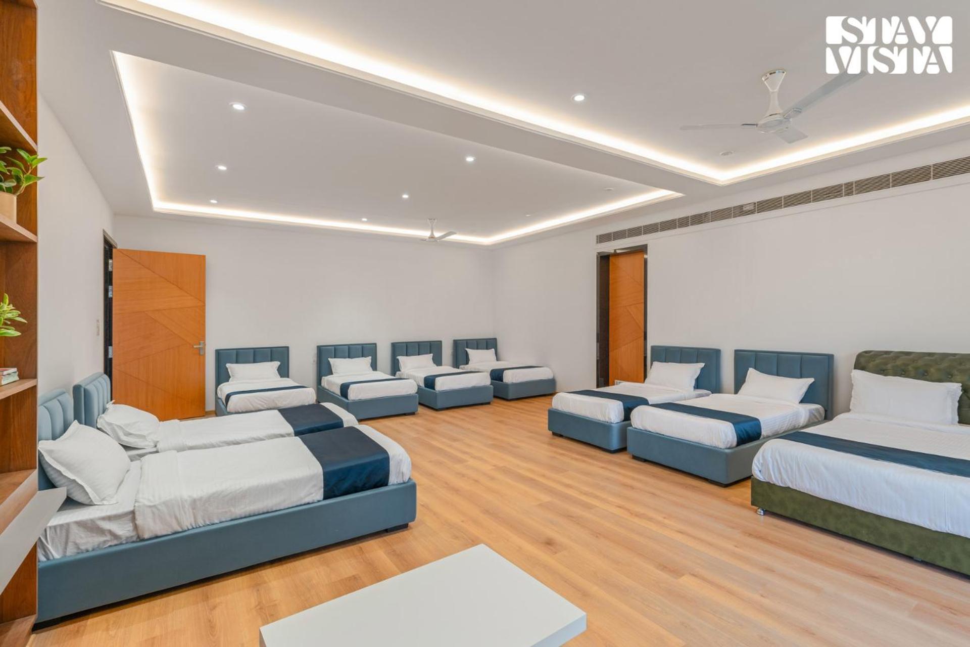Stayvista At Aj House With Pvt Pool & Projector Set-Up Hyderabad Exterior foto